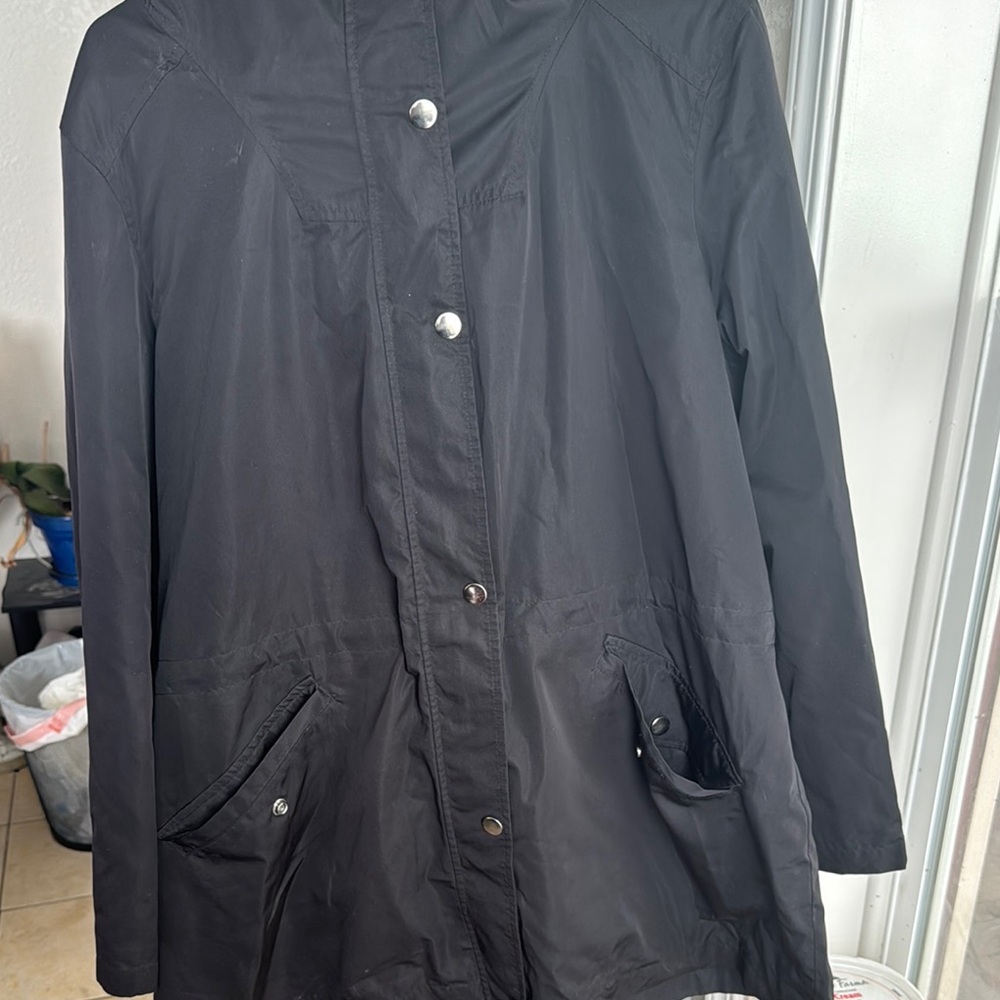 Black Trench Coat with Smooth Finish and Mid-Thigh Length